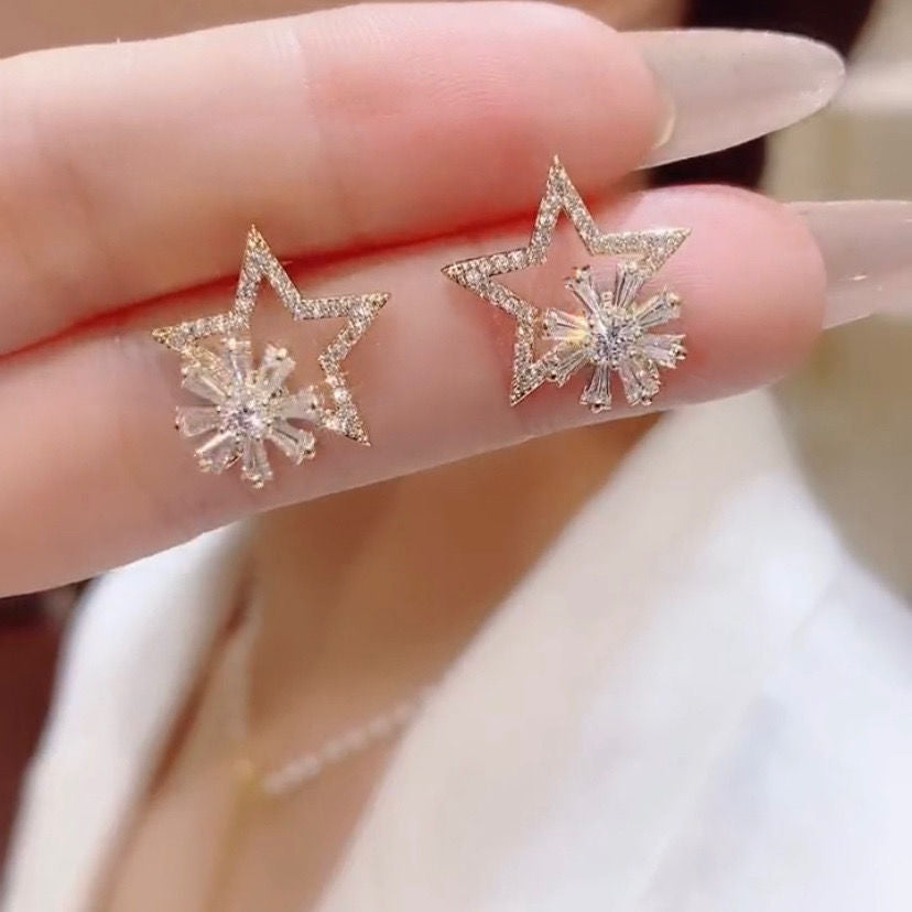 Five-pointed Star Rotating  Earrings