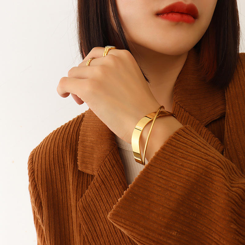 2-in-1 Matching Ring & Bracelet Set