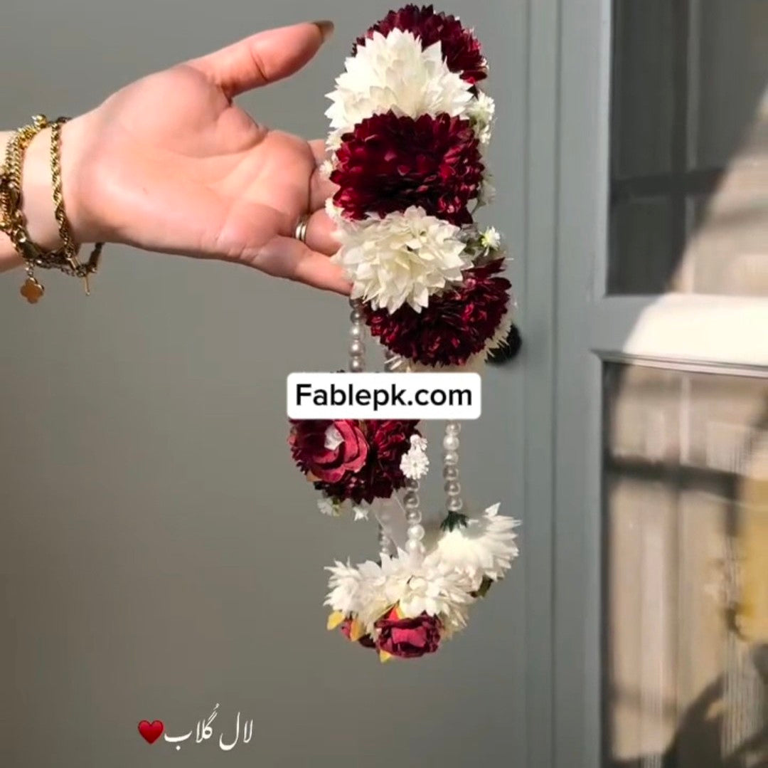 Rose White Gajra Set